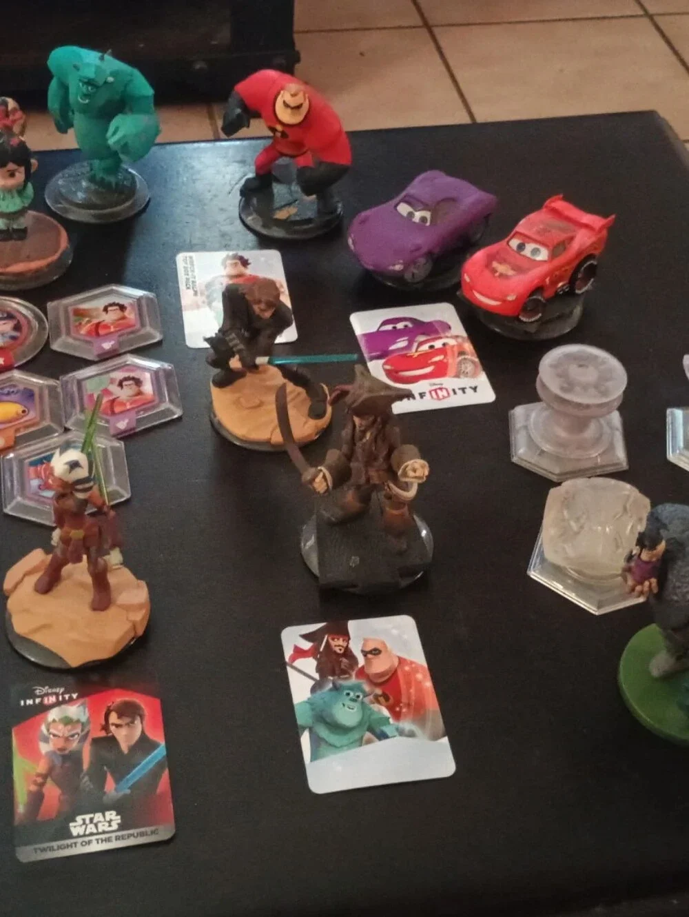 Disney Infinity Game Bundle with Figures and Power Discs - Black/White